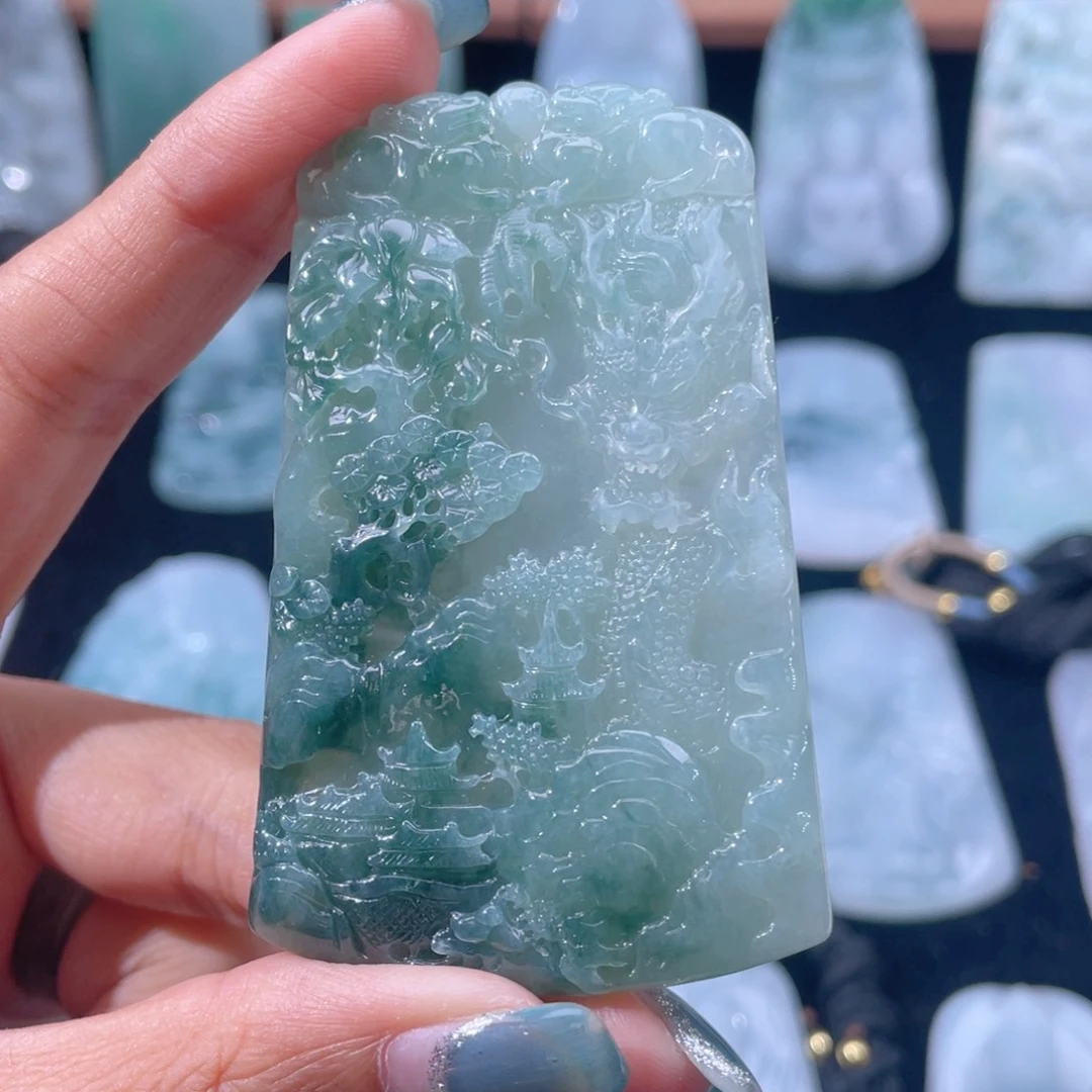 翡翠未镶嵌颈饰仿古山水龙牌