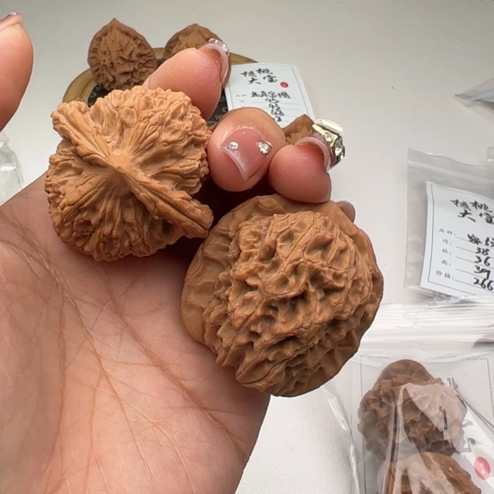 文玩核桃把件?****?马老四反油682