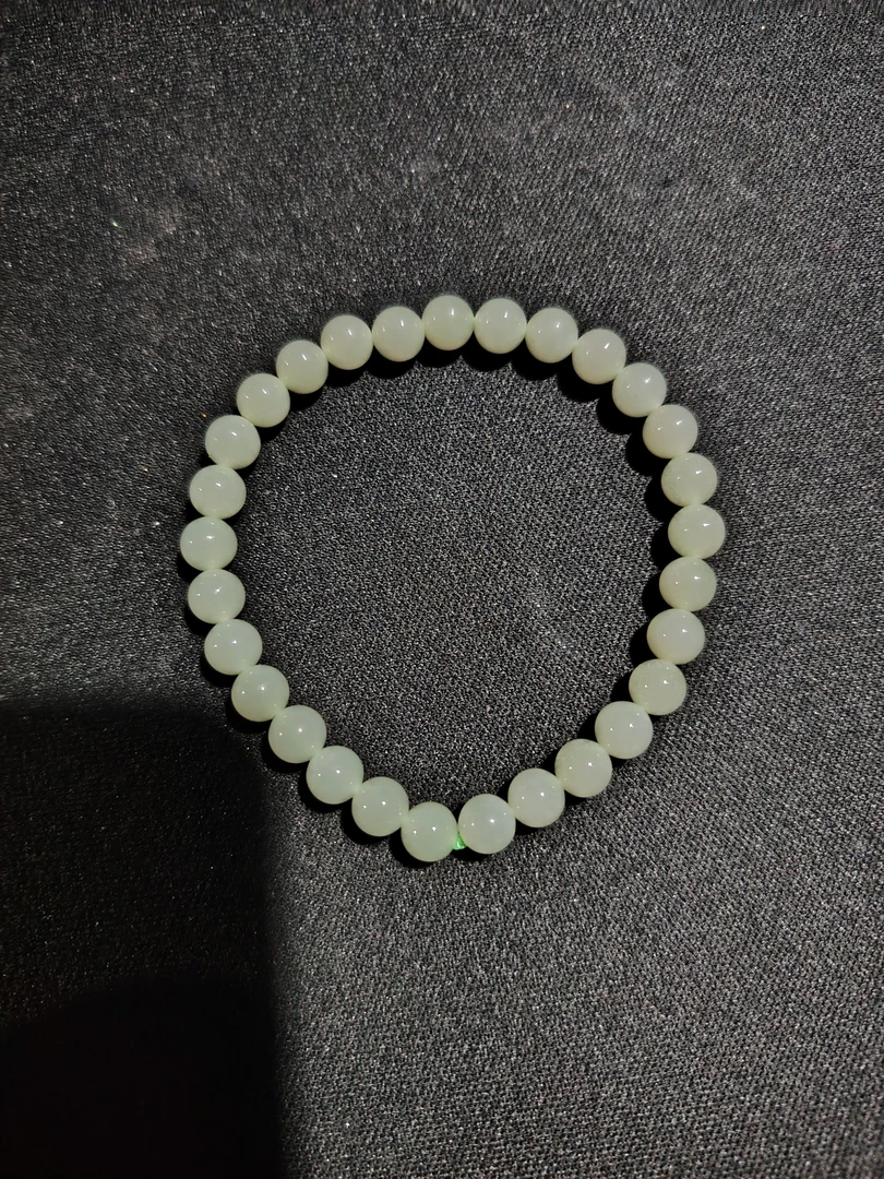 和田玉山料精美手串