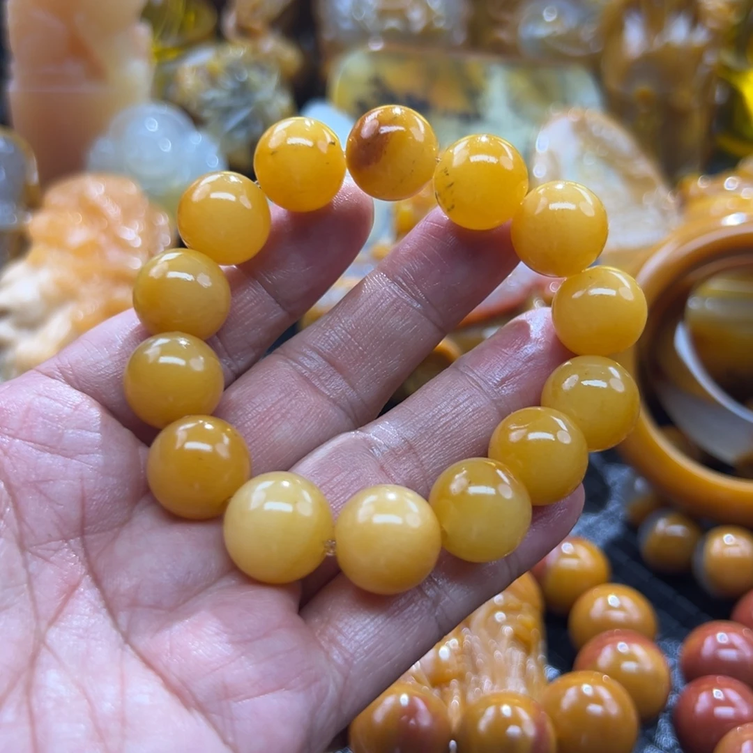 石英质玉未镶嵌颈饰