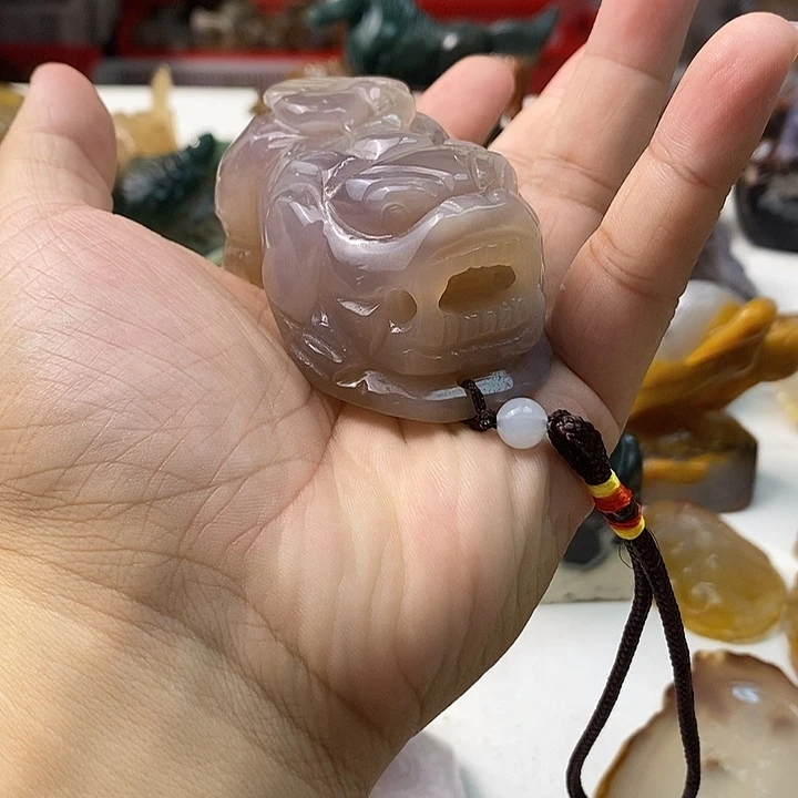 合金颈饰玛瑙/玉髓