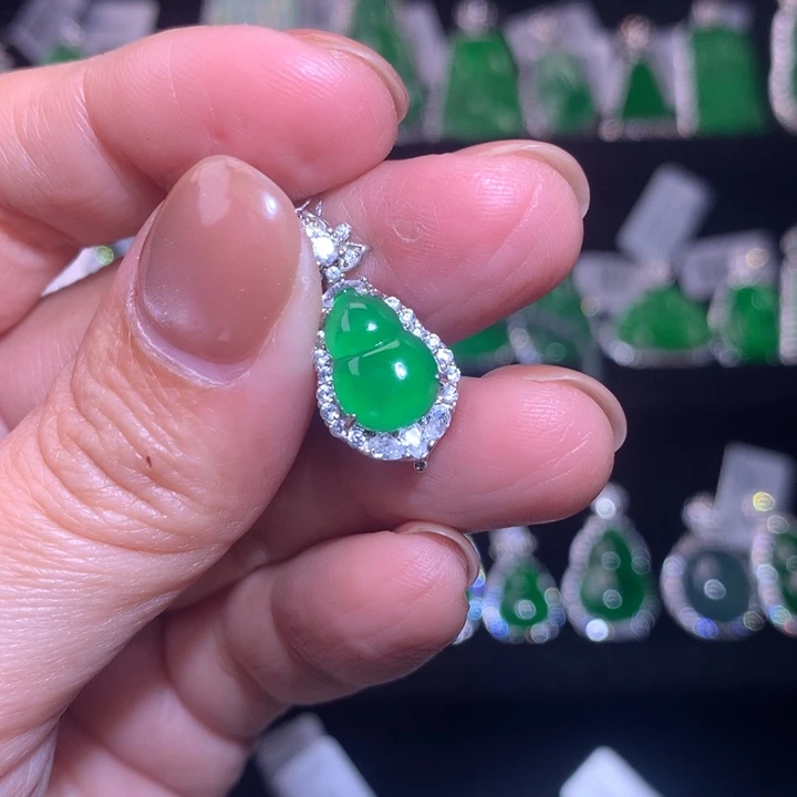 【闪购商品】银S925镶嵌挂件翡翠