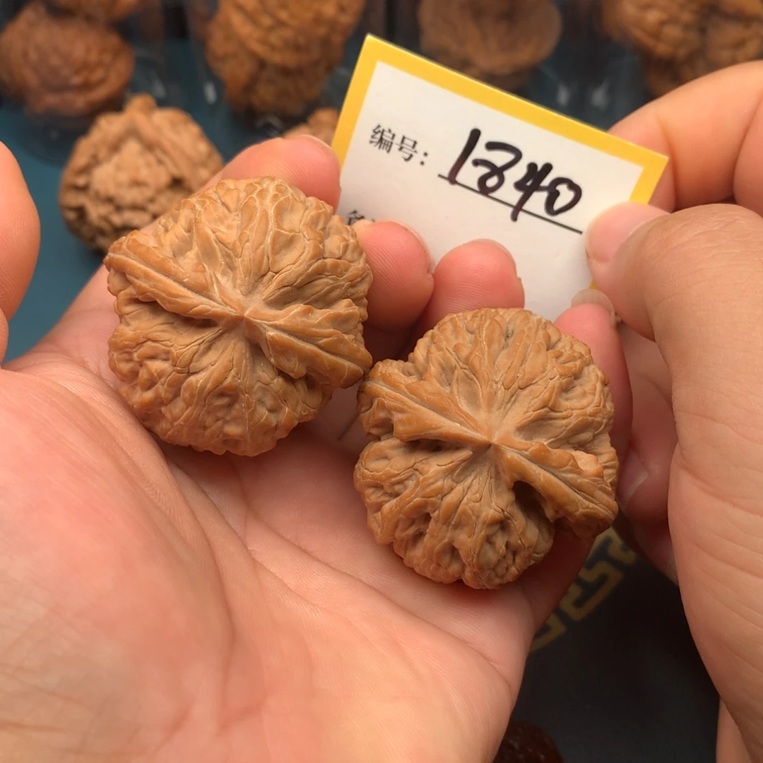 把件文玩核桃43全品红锦鲤1840