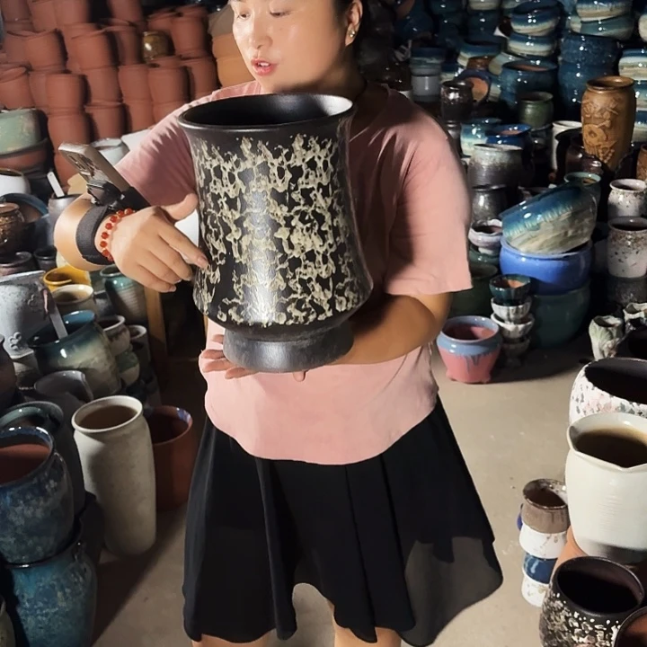 口20高30一个盆子。