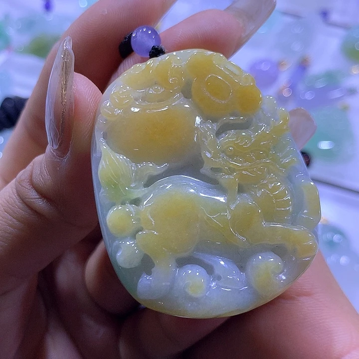 翡翠颈饰未镶嵌天然翡翠A货吊坠