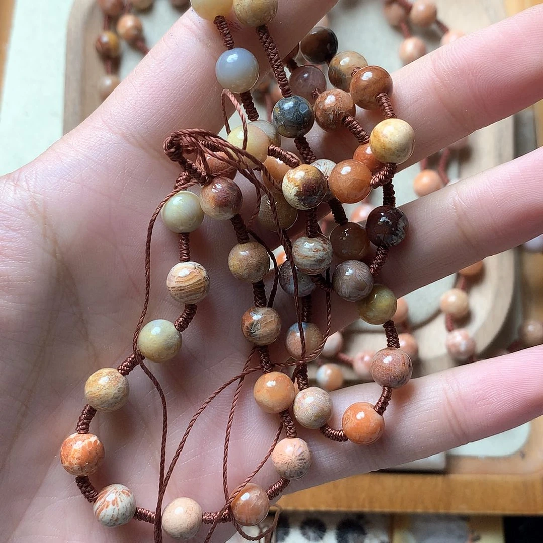 石英质玉颈饰未镶嵌靠**猫