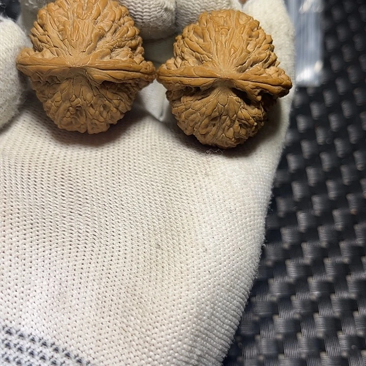 文玩核桃吊坠承德密纹