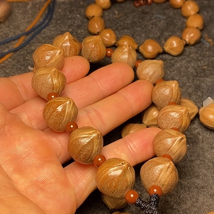 手串橄榄核元宝手持9号