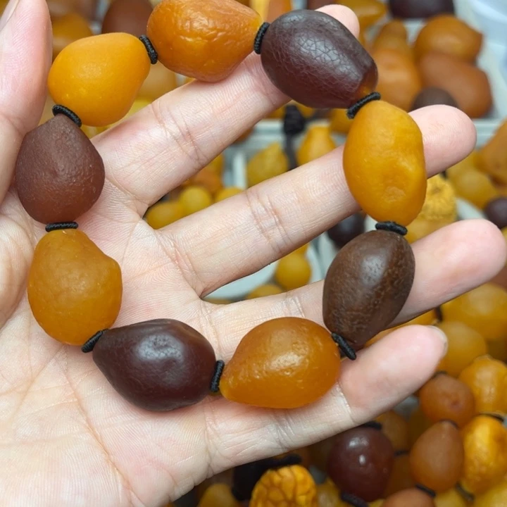 琥珀未镶嵌裸石天然蜜蜡手串
