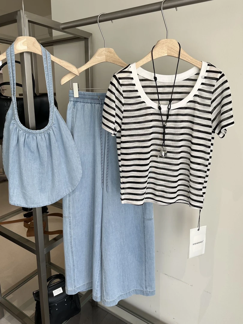 卡麦酱-XDD 条纹上衣半裙包包三件套 8020