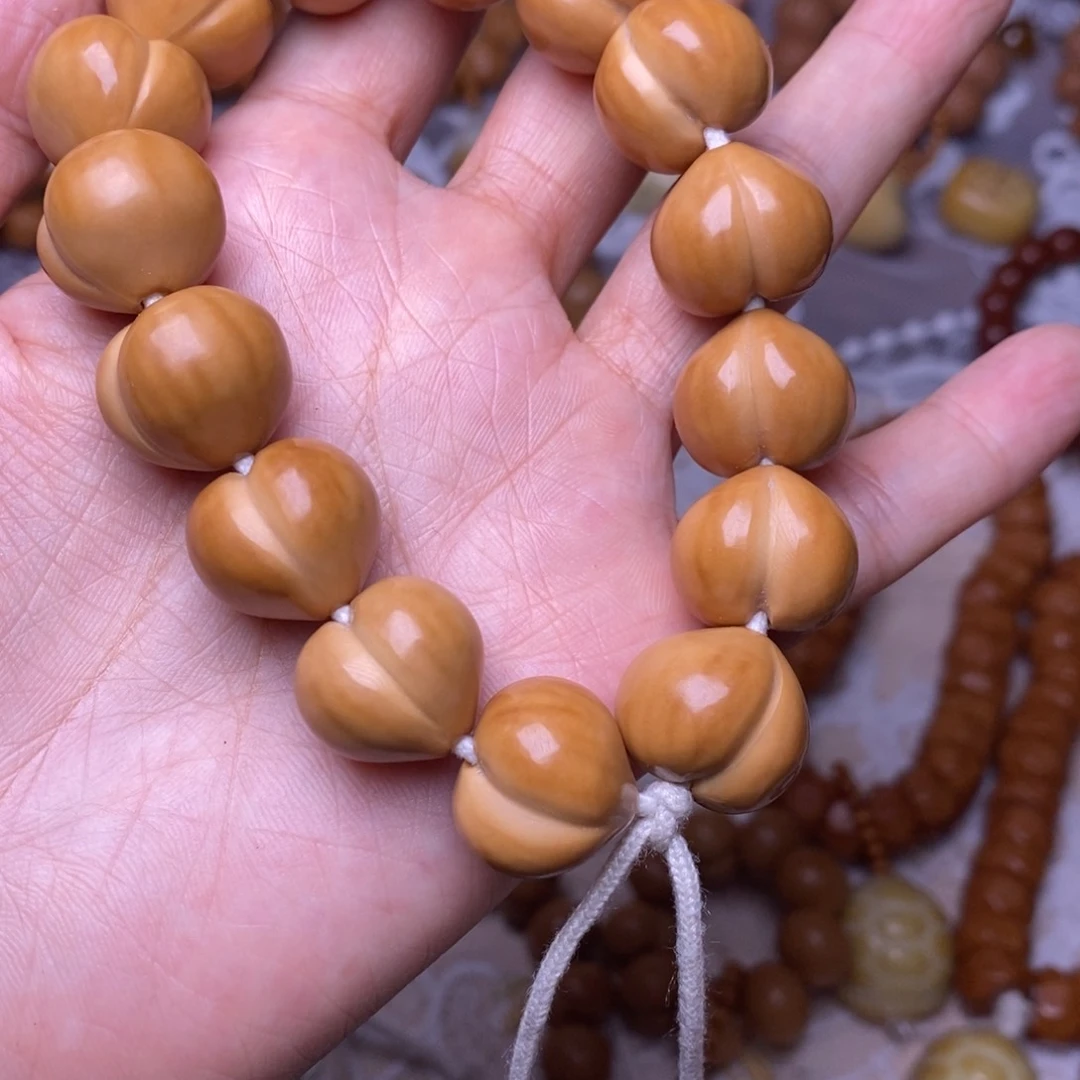 把件猴头核桃柯基屁桃高定