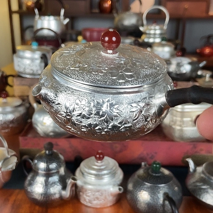 冲***撒纯手工制作一铜壶制作