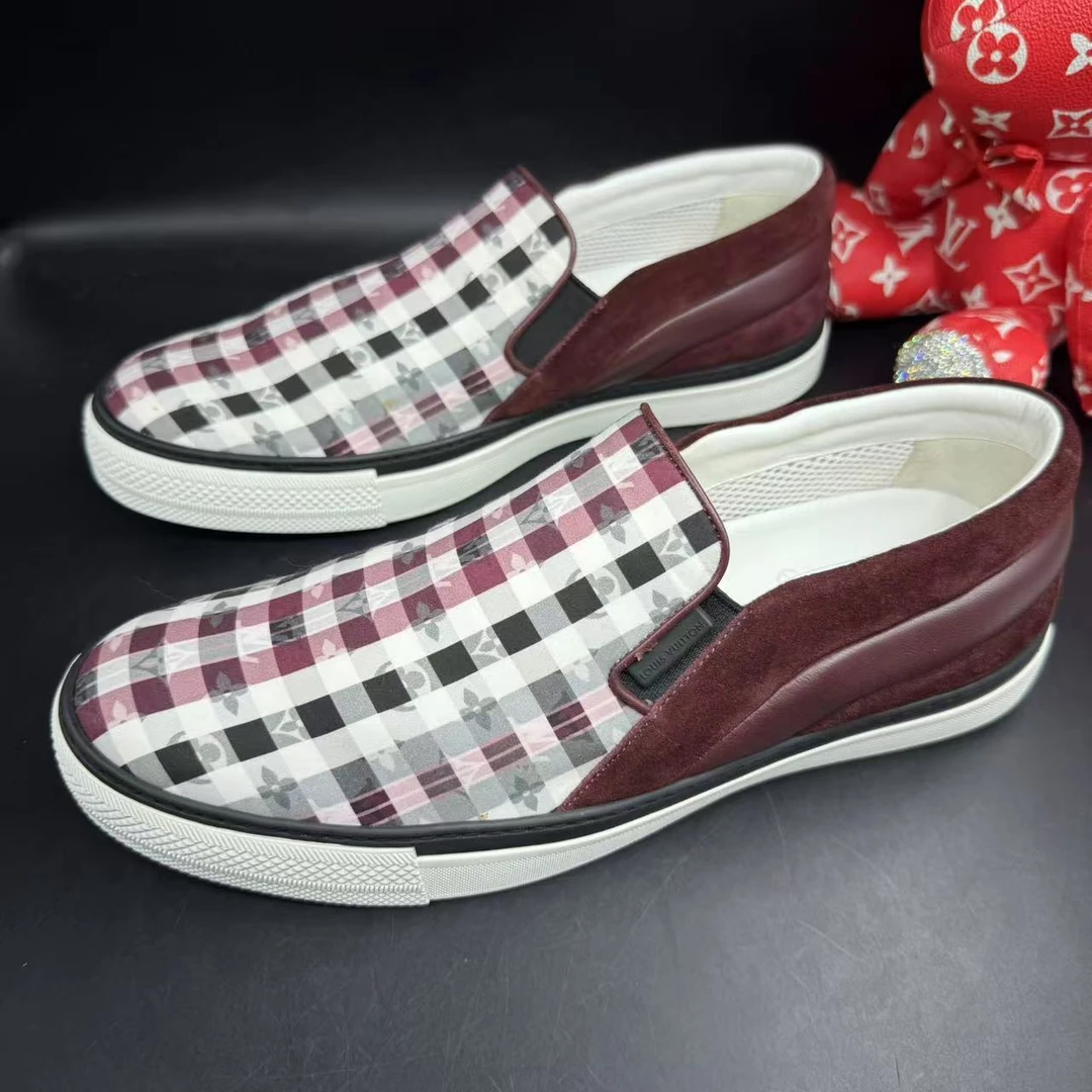 95新 LouisVuitton/路易威登 白红彩色条纹一脚蹬41.5欧 ddm2534