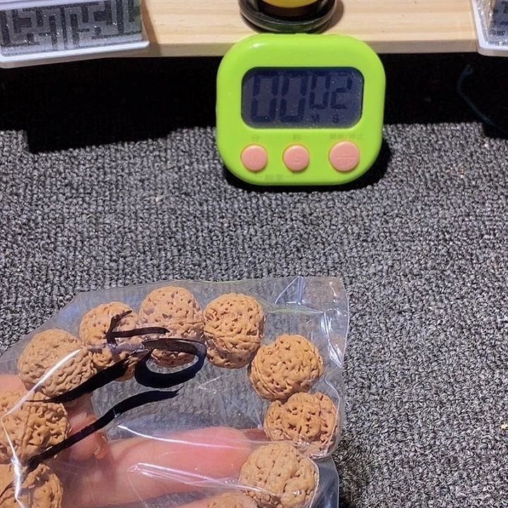 ***ː吊坠金刚菩提这样你才可以不爱
