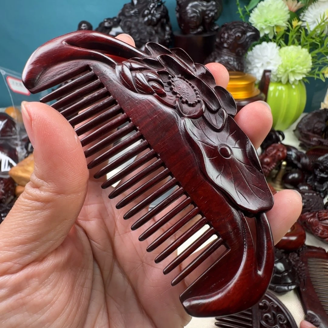 圆***圆小叶紫檀把件梳子