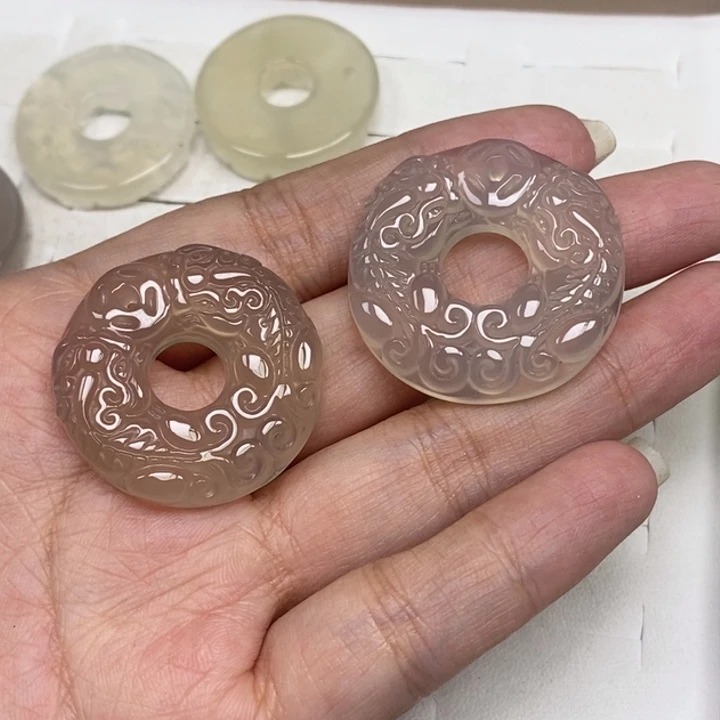 玛瑙/玉髓未镶嵌颈饰