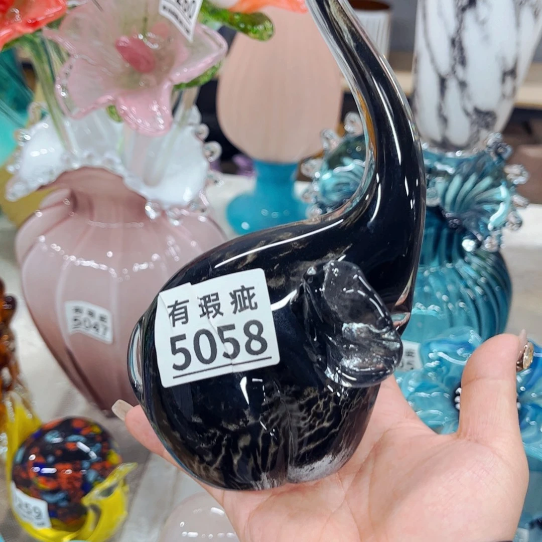 大象5058 家悦美居琉璃摆件瑕疵