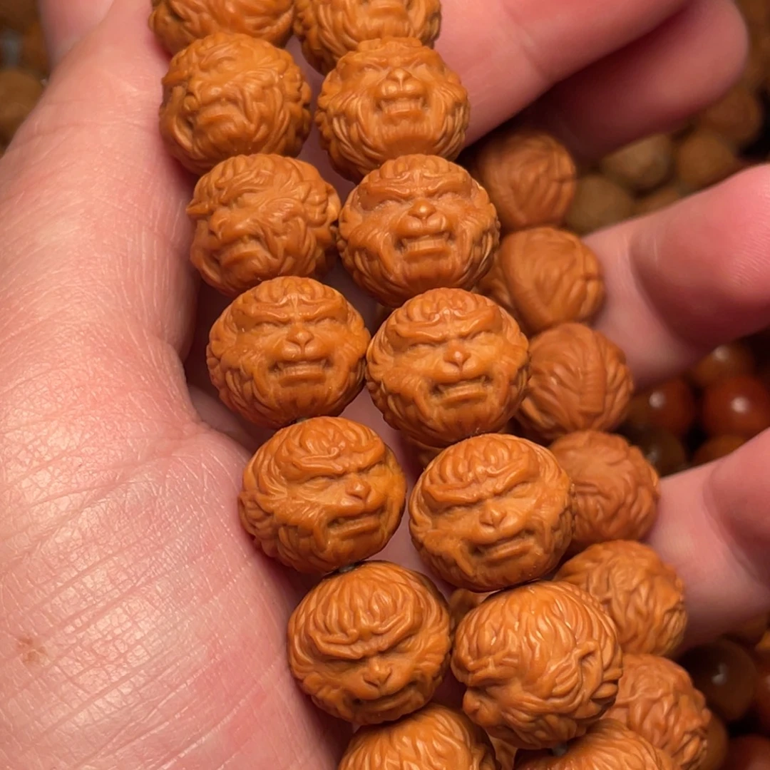 潮***心猴头核桃吊坠猴王