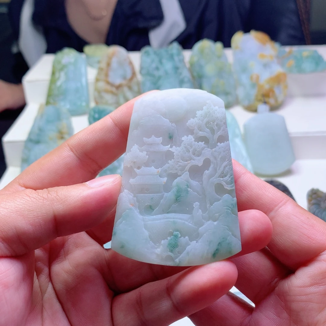 定制翡翠未镶嵌翡翠