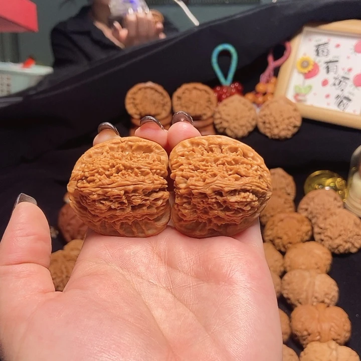 文玩核桃吊坠43全品南疆石三角疆