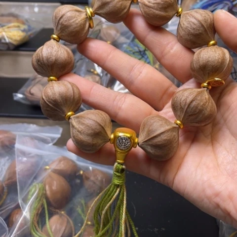 田***夫手串/手链橄榄核2.6四花600