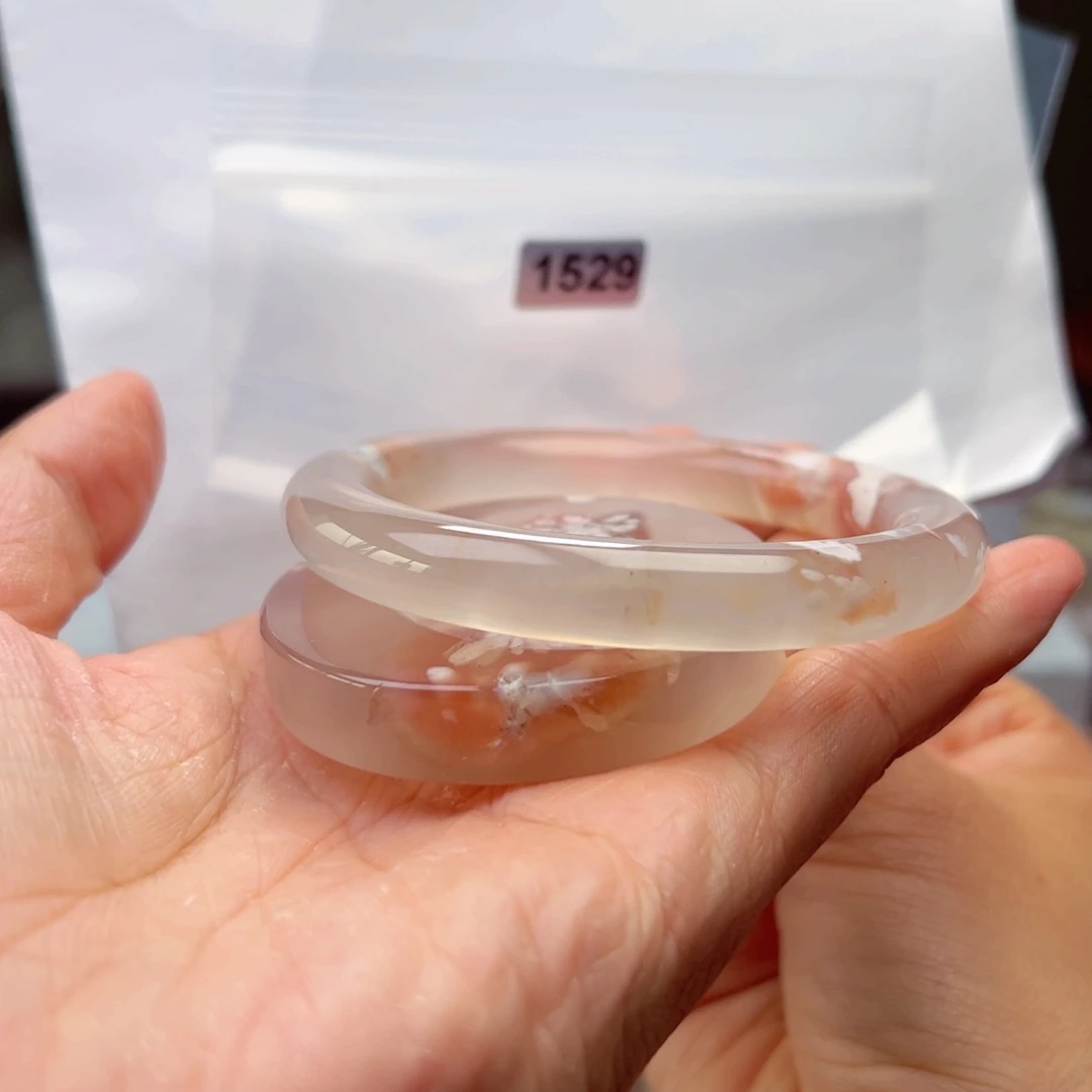 玛瑙/玉髓手镯未镶嵌娇****娇