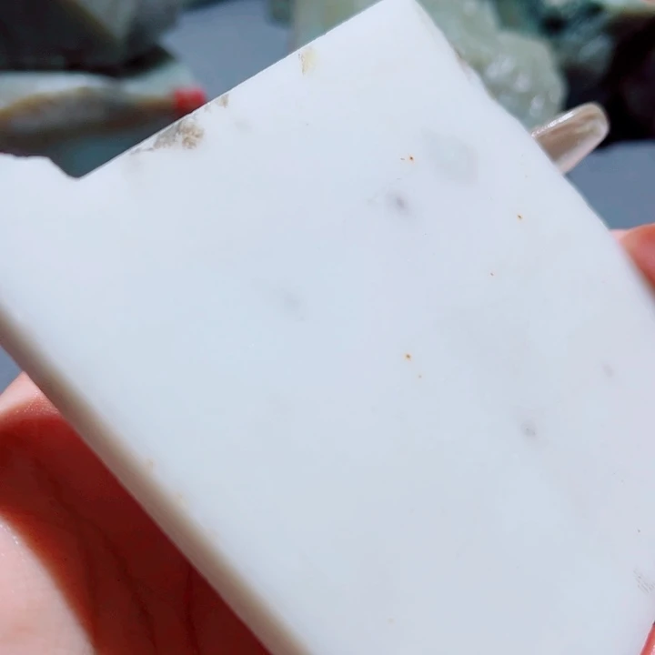 和田玉（糖玉）未镶嵌珠宝奇石