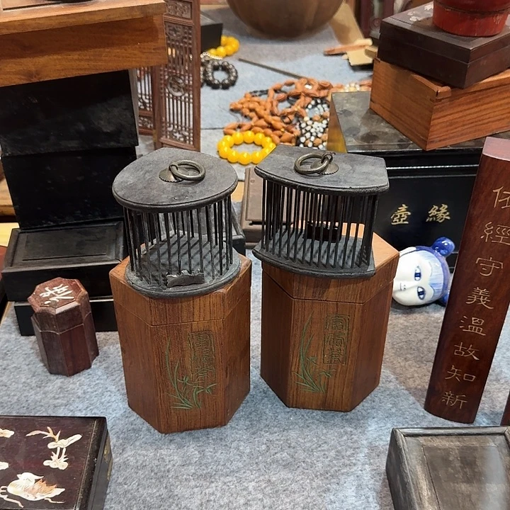 蝈蝈笼子一对一对