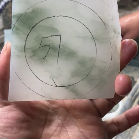 石英质玉手镯未镶嵌欧****7加工定制