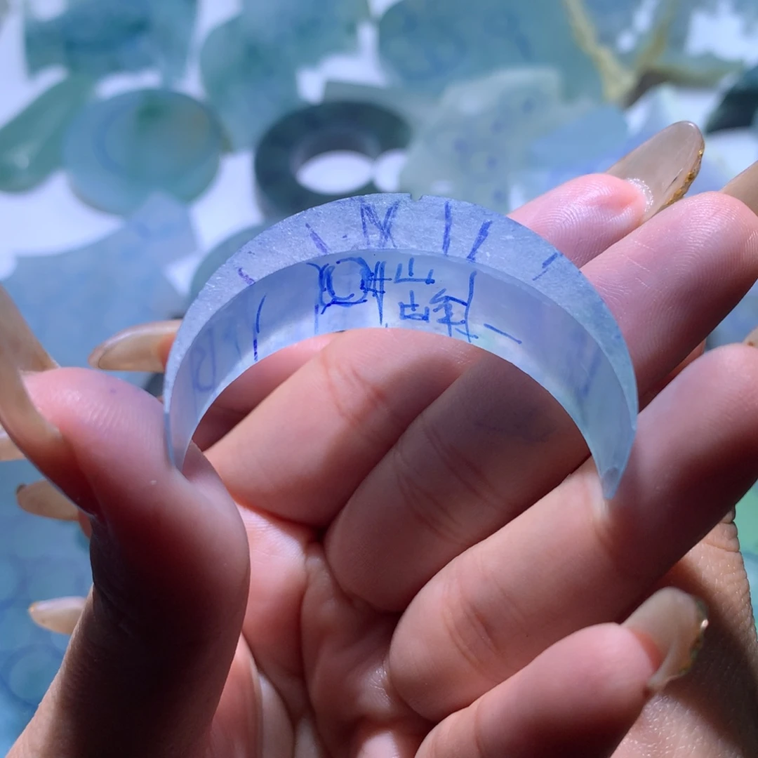 定制翡翠未镶嵌可**生福利