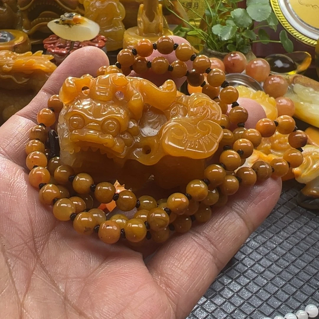 石英质玉未镶嵌颈饰