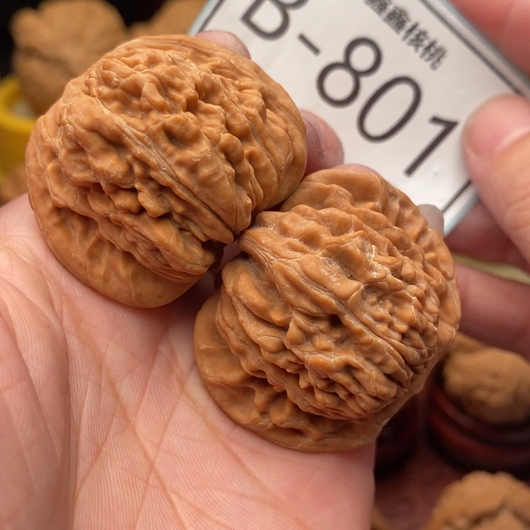 文玩核桃把件汉高楼39