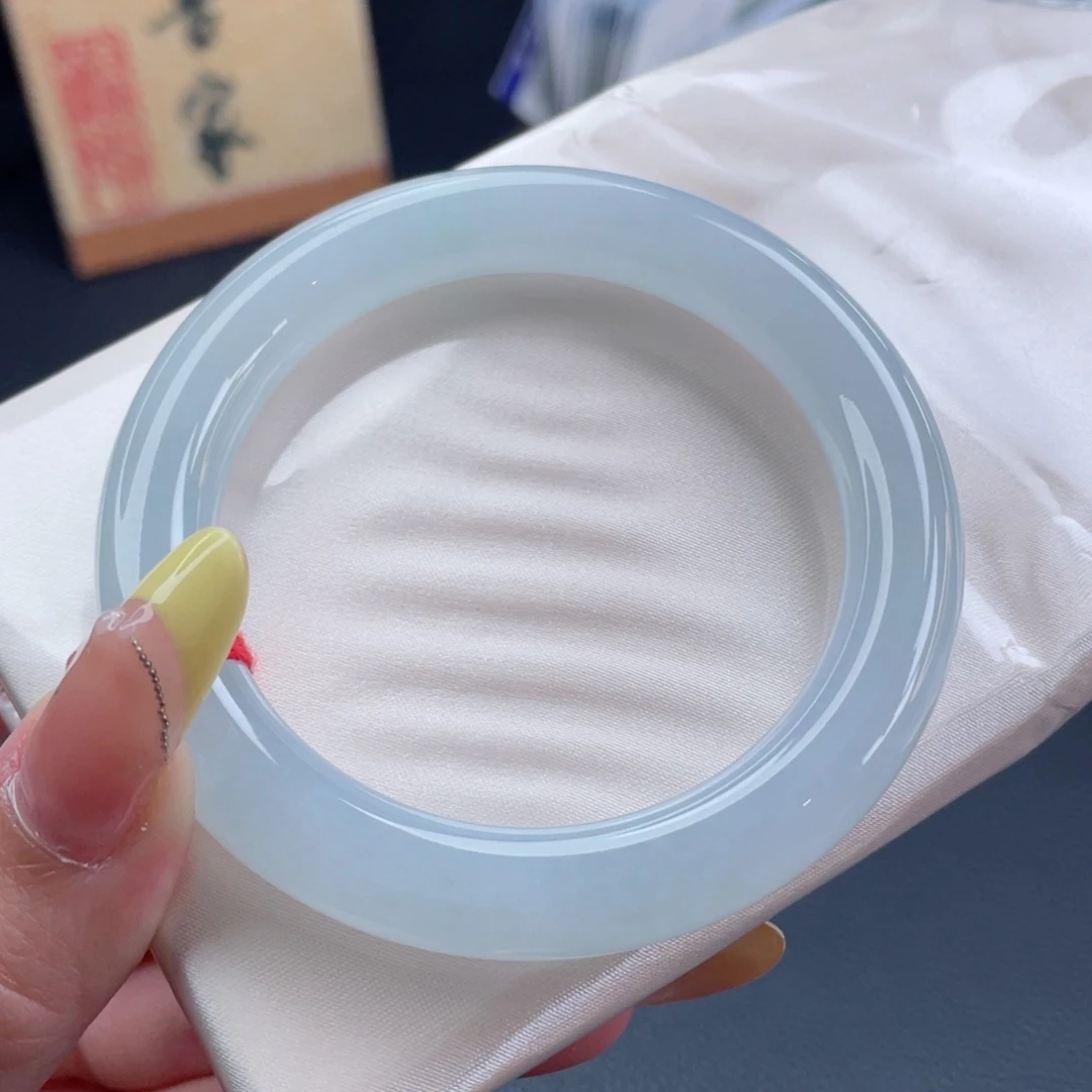 未镶嵌手镯翡翠55.8冰晴绿 透亮光感十足 冰透24号