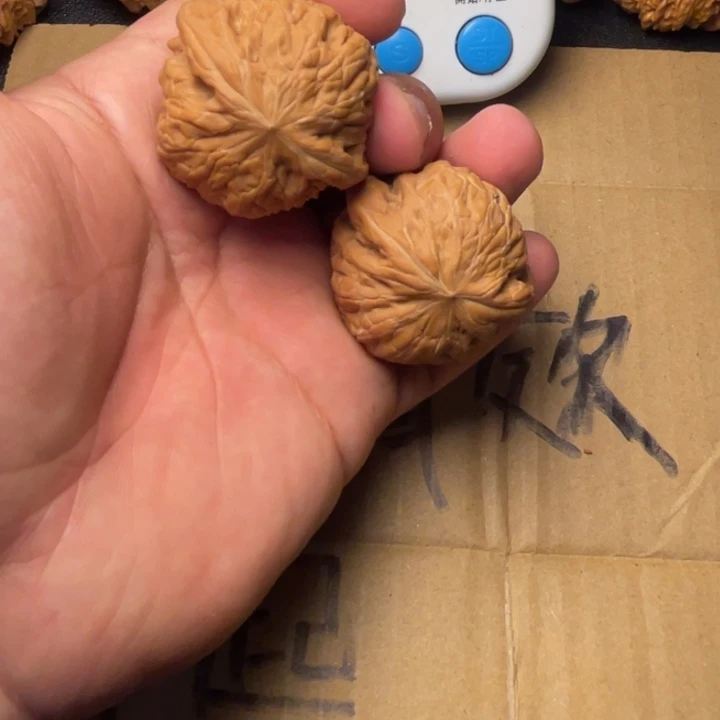 睡***史吊坠骨质密度绝对没问题