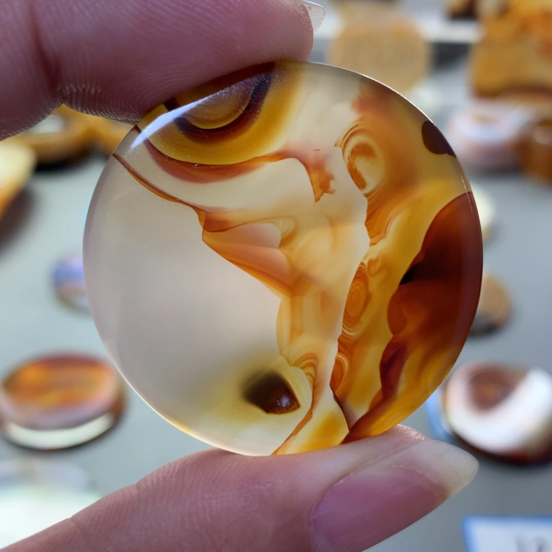 玛瑙/玉髓颈饰未镶嵌