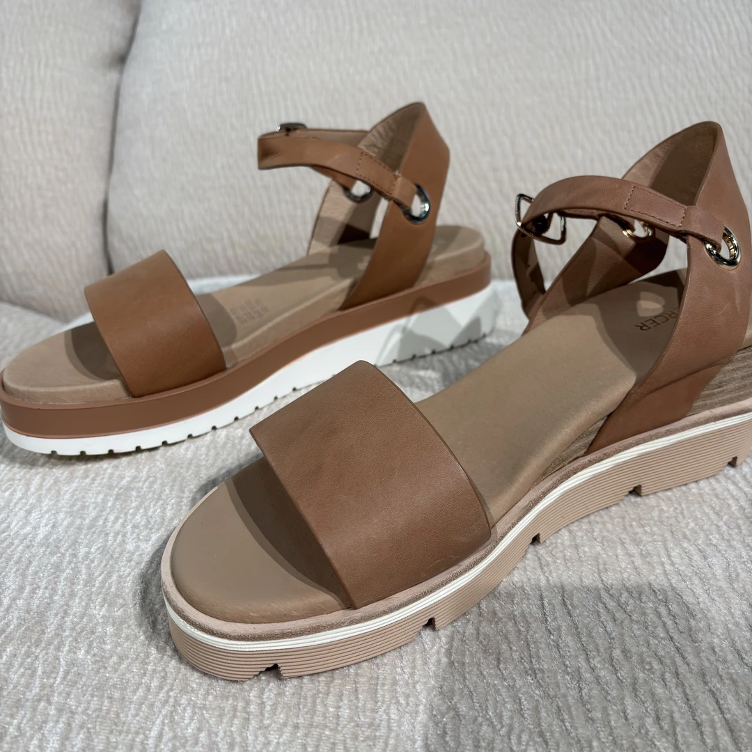 CXZ4909 澳大利亚客人订单 双色凉鞋