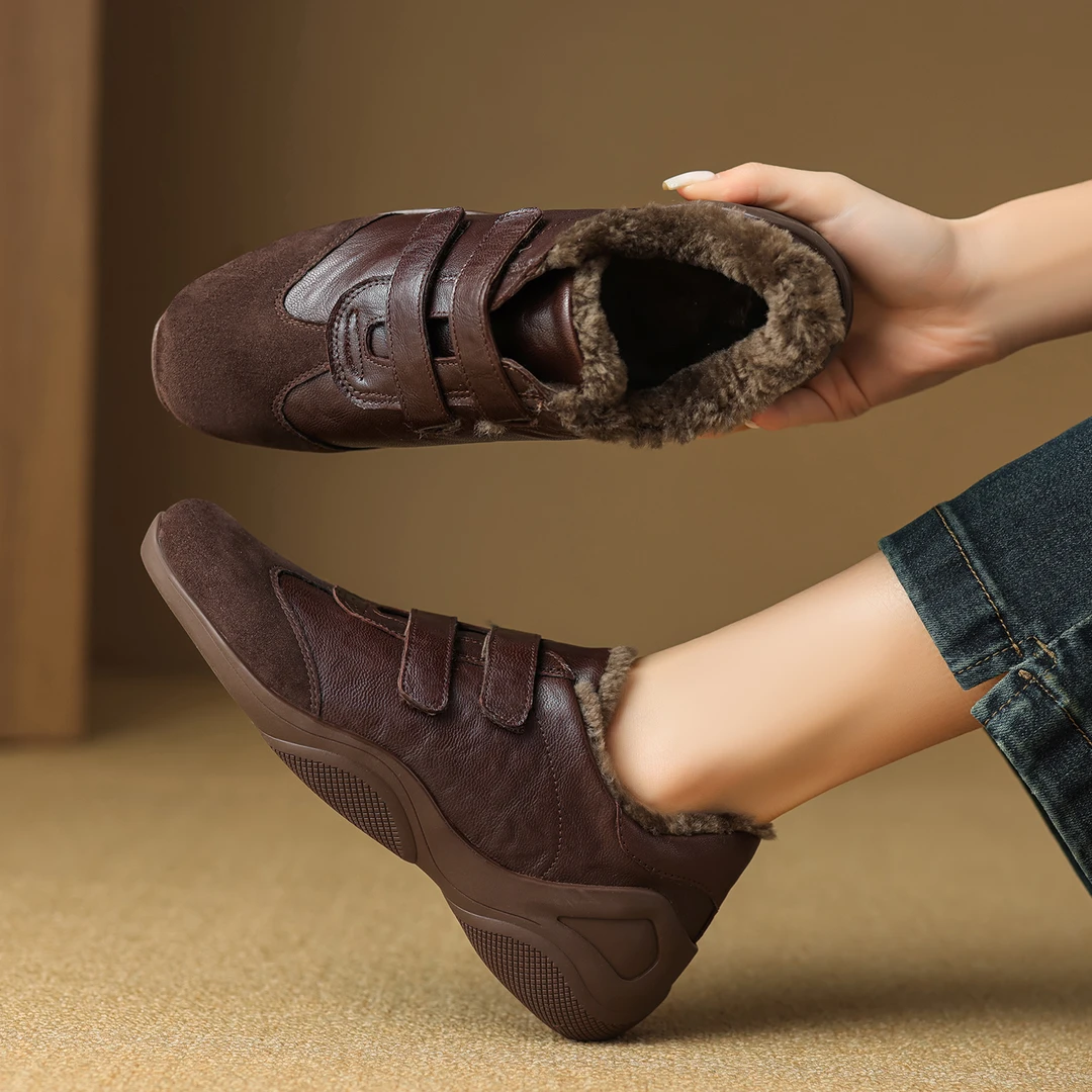 2025年冬新款深口加绒单鞋女休闲舒适平底百搭时尚气质复古乐福鞋