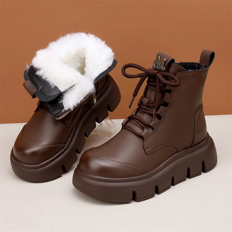 英伦欧货厚底皮毛一体马丁靴女2025冬季新款羊毛加厚保暖软底棉靴