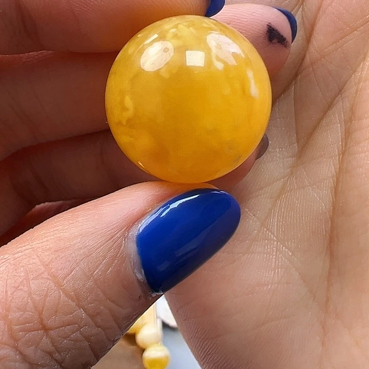 蜜蜡未镶嵌珠宝奇石
