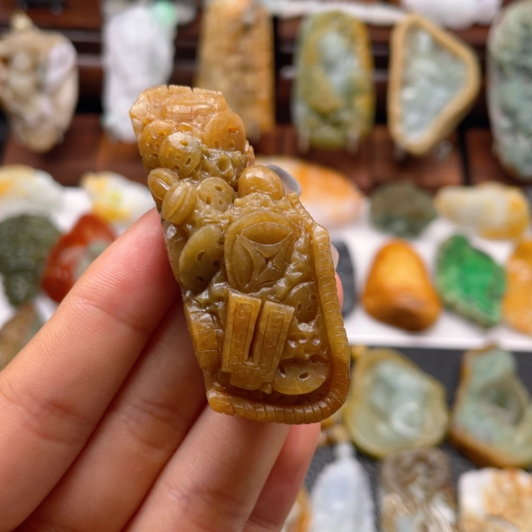 定制翡翠未镶嵌翡翠