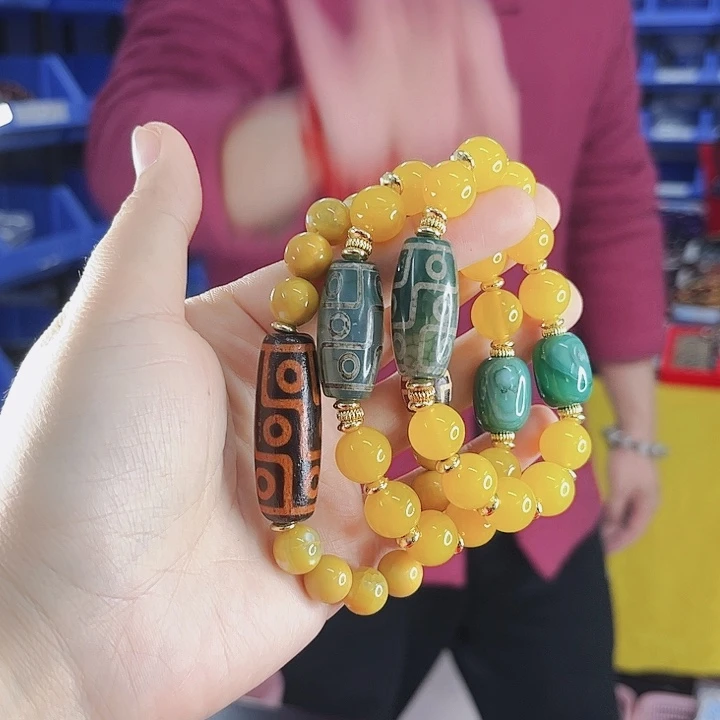 玛瑙手链未镶嵌丅15田黄九目手串发其一