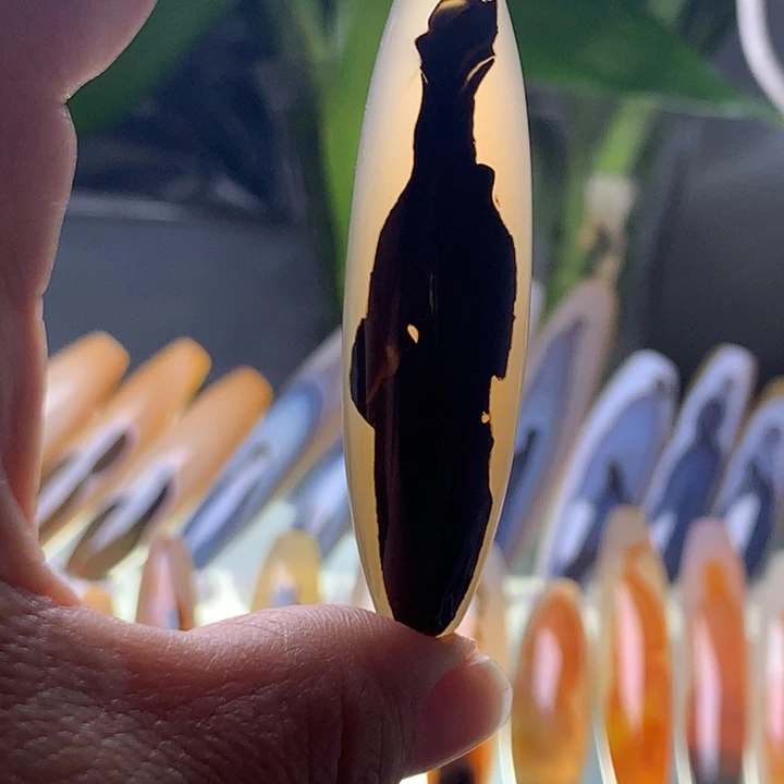 未镶嵌玛瑙/玉髓珠宝半成品6