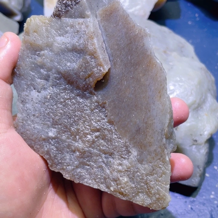 和田玉未镶嵌珠宝半成品