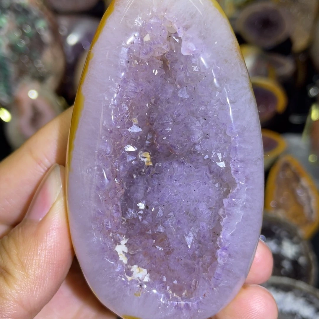 水晶大型摆件未镶嵌