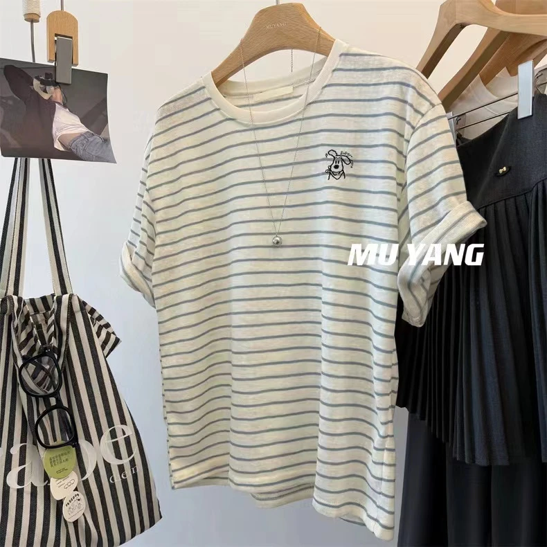 大码240斤小狗熊刺绣圆领休闲条纹短袖T恤夏季新款宽松遮肉上衣女