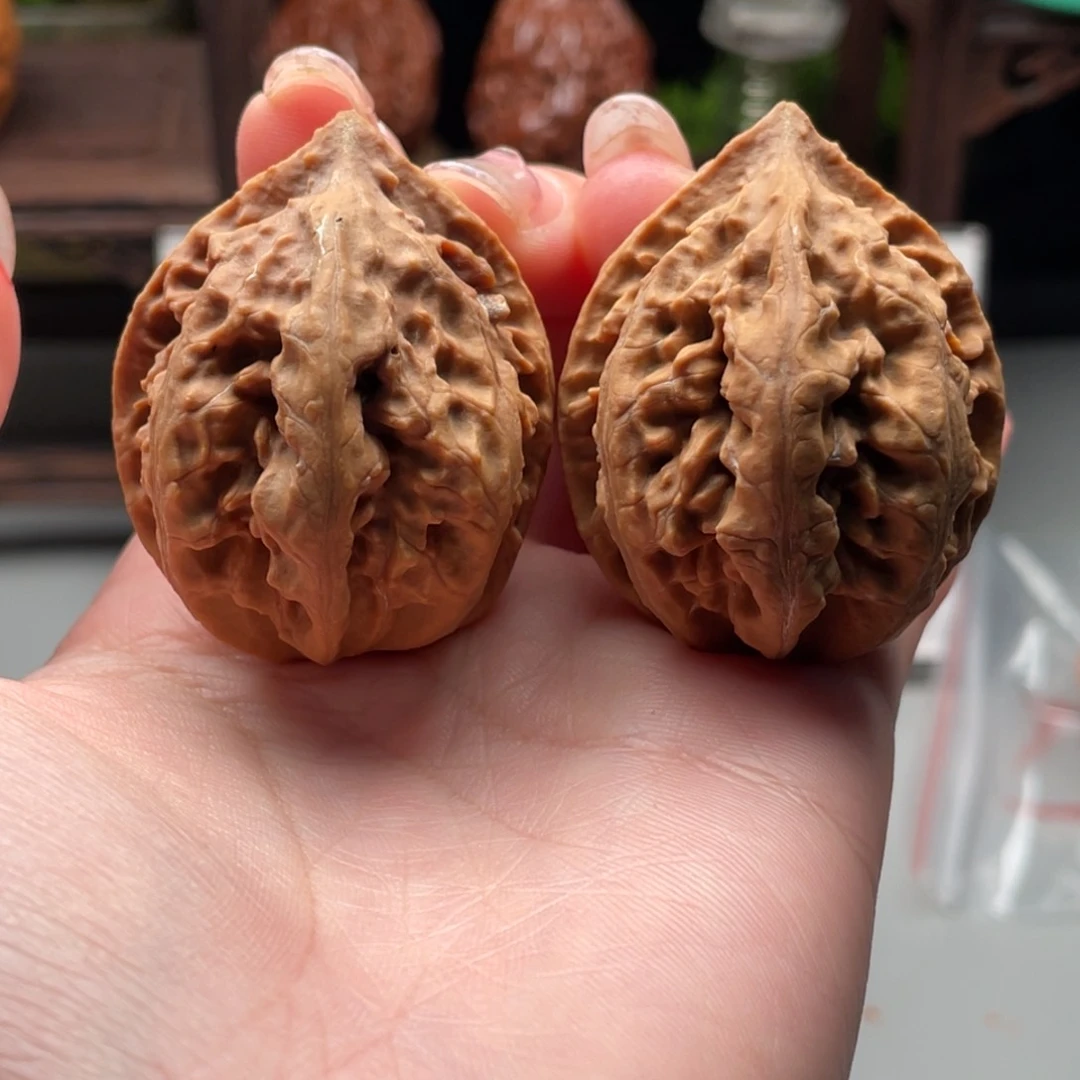 文玩核桃把件小楸千磕尖59