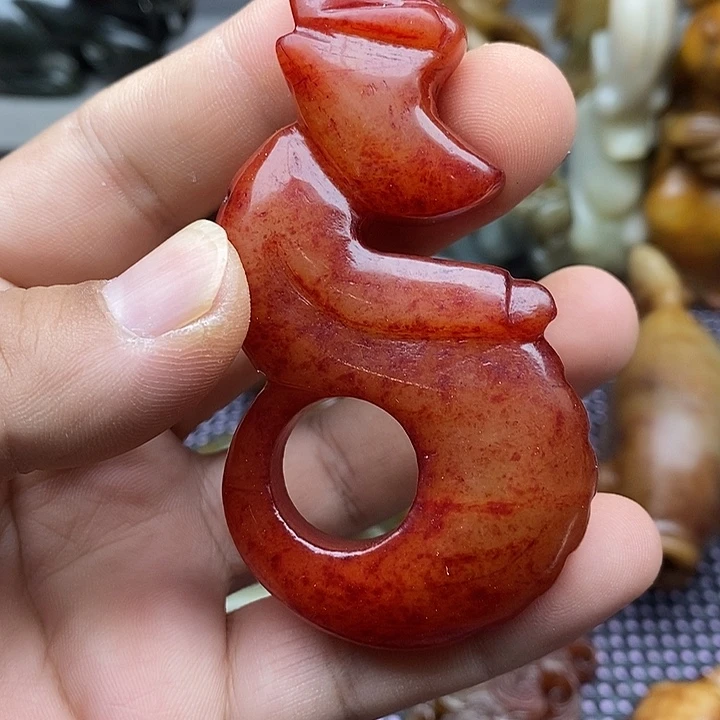 未镶嵌蛇纹石玉颈饰