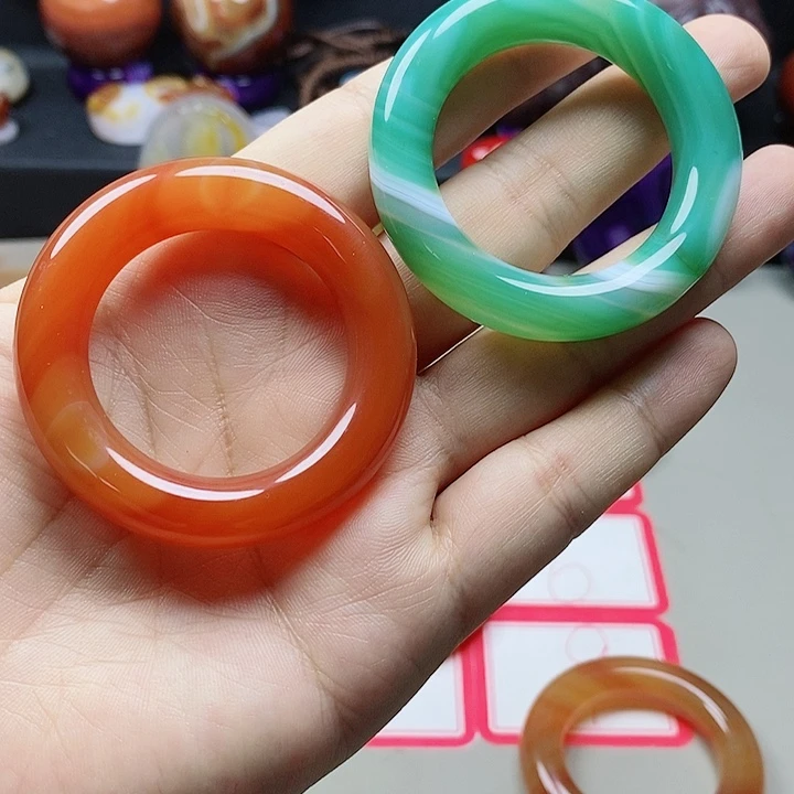 玛瑙/玉髓吊坠(不含链)未镶嵌凹**志