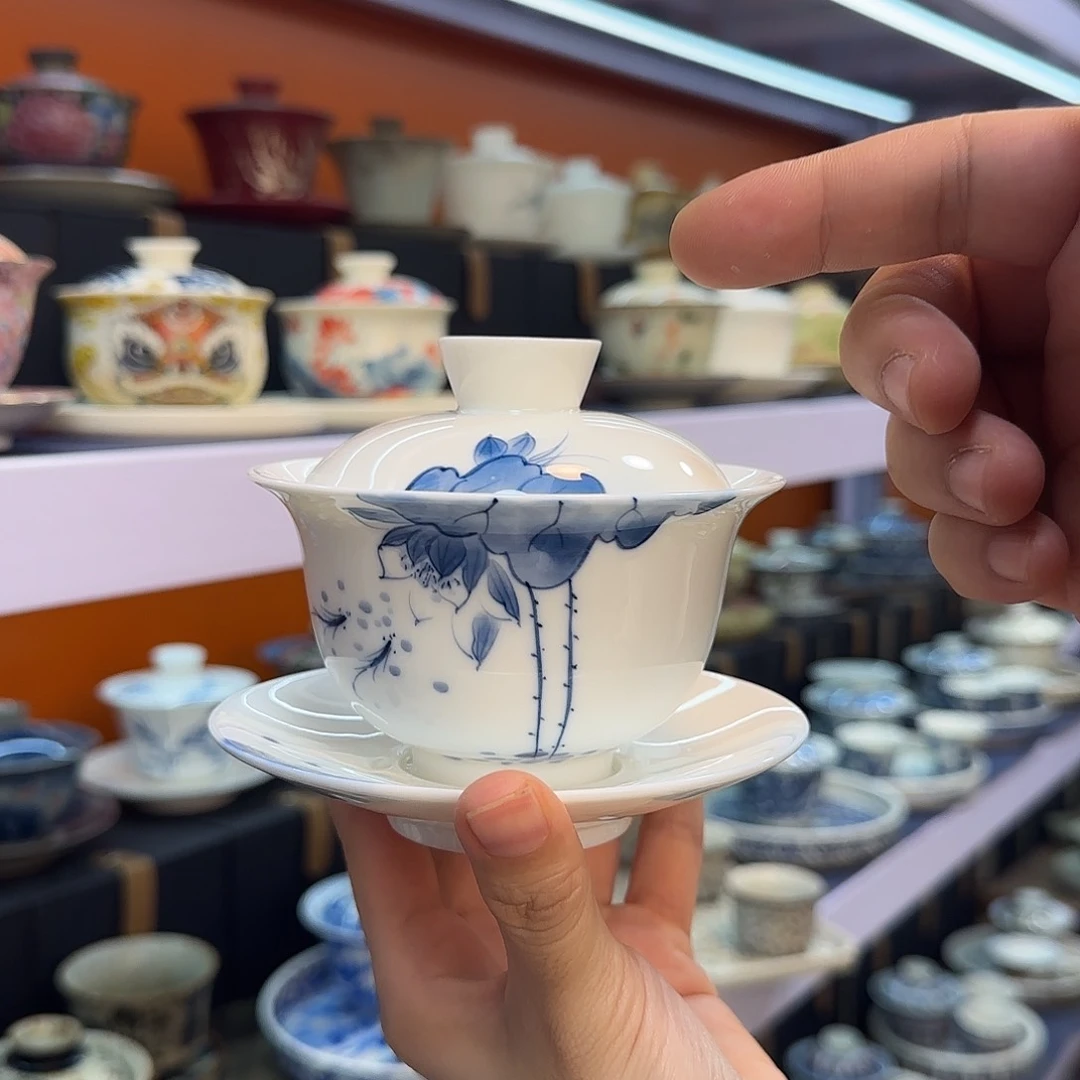 在你心里就是个小孩子啊你说我是谁啊