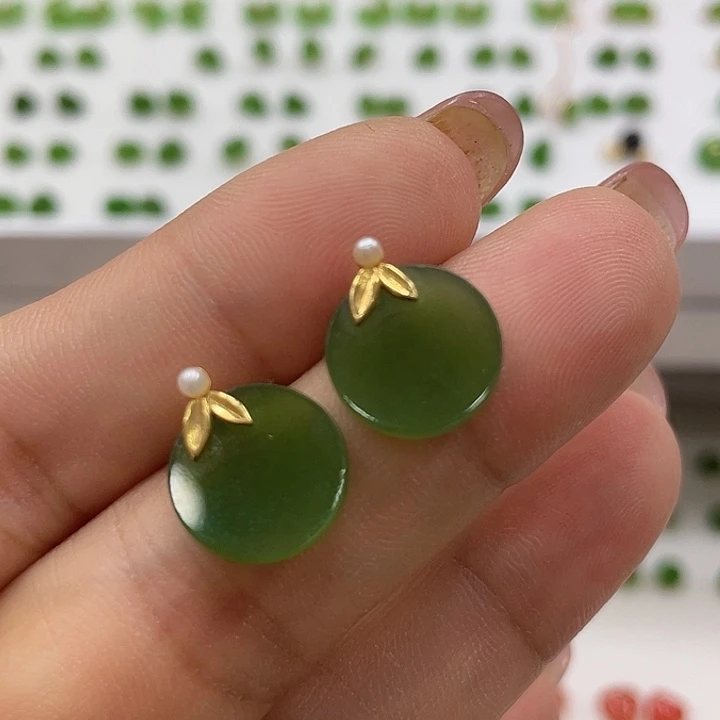 和田玉（碧玉）18K金镶嵌耳饰